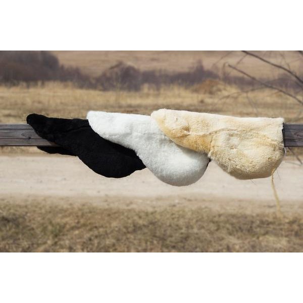 Меховушка на седло выездковая, Shkura-Dekor Россия